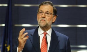 Rajoy manda un mensaje de su 'puño y letra' a los médicos españoles