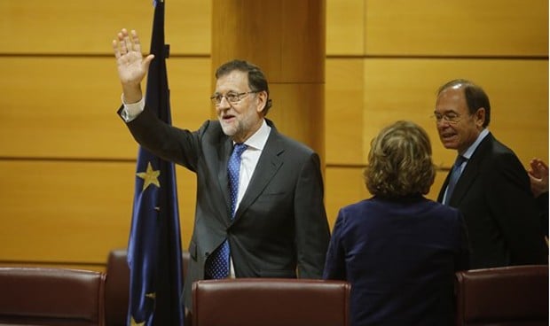 Rajoy ve "imposible" cumplir el déficit, subir el gasto y bajar impuestos