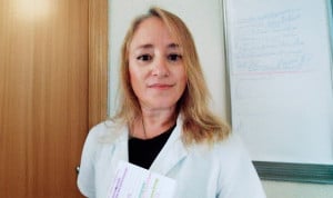 Raquel Sánchez, estudiante de Medicina, está haciendo la carrera con 49 años.