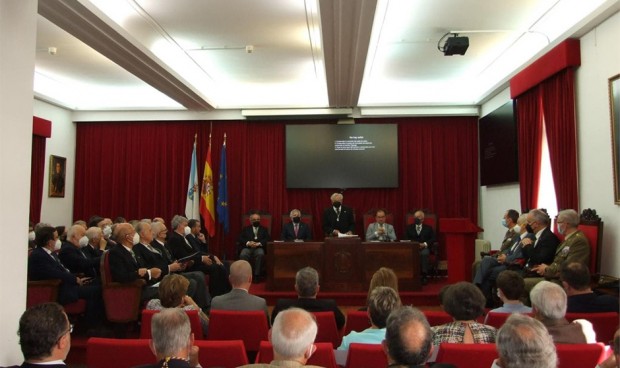 Carmen Montero (Neumología) y Martinón (Pediatría), académicos de Galicia