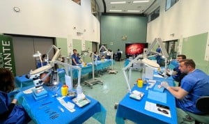 Un programa de cirugía ocular con realidad virtual permitirá que los R1 y R2 de Oftalmología simulen operaciones.