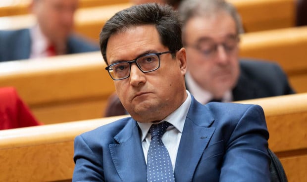 El ministro de Función Pública, Óscar López, que sufre el rechazo de CCAA y sindicatos a su propuesta para reducir la temporalidad en sanidad