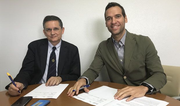 Recoletas pacta con Castilla y León fomentar la investigación biomédica