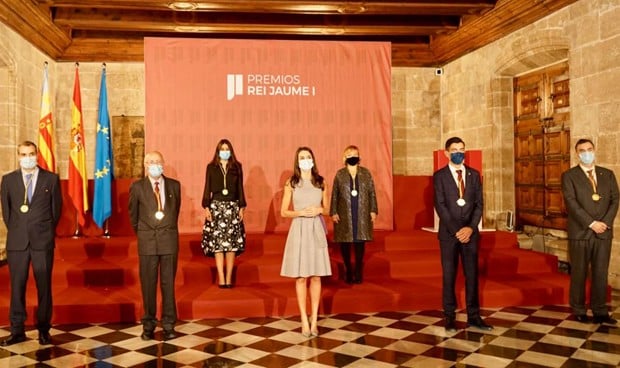 La Reina Letizia entrega el Premio Rei Jaume I de investigación médica