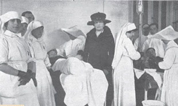 Reinas, sacerdotes o misioneros: así eran los grandes referentes enfermeros
