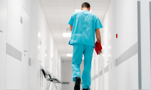 Repetir el examen MIR por cuarta vez para hacer Pediatría: "Último intento"