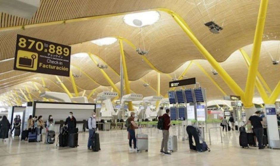 Restricciones "por ley" a los viajes masivos