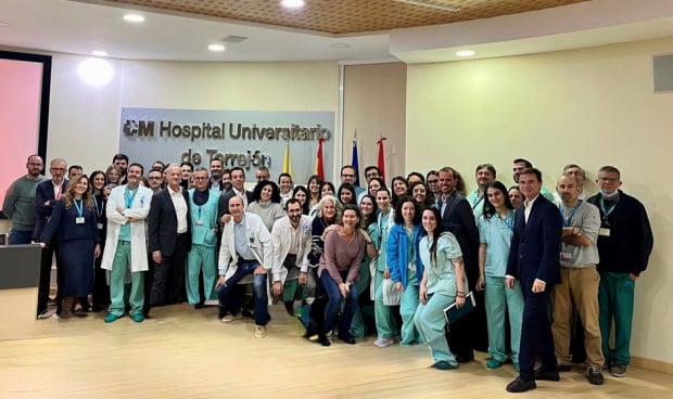 El presidente del Grupo Ribera se ha reunido con la consejera de Sanidad para analizar la situación del hospital