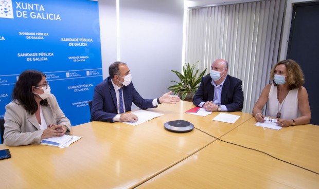 Ribera se compromete a mantener la excelencia asistencial ante la Xunta