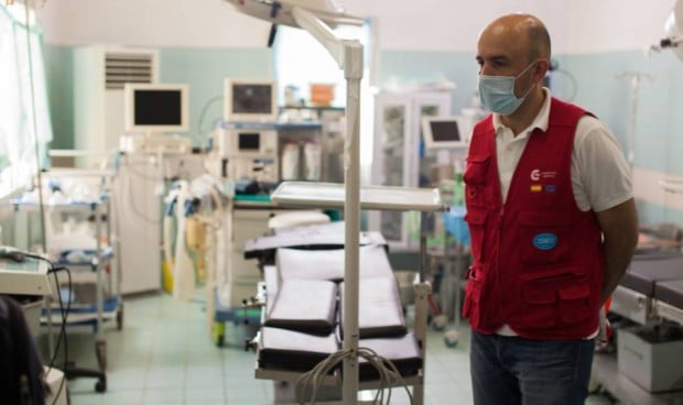 Rol de médicos, enfermeros y TCAEs en el equipo sanitario de élite español