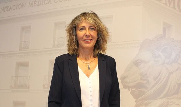 Rosa Arroyo, primera mujer que llega a la cúpula de los médicos españoles
