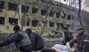 Rusia bombardea hospitales en Ucrania, uno pediátrico: "Es un genocidio"