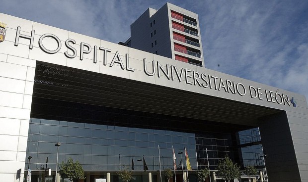 El Sacyl admite y rechaza a candidatos para técnico superior en administración sanitaria.