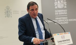 Sáez Aguado anuncia el refuerzo de la plantilla del Hospital de Segovia