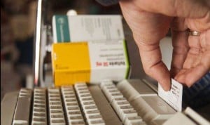Salud implanta al 100% la receta electrónica en Atención Especializada