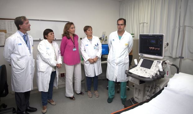 Salud incorpora el primer ecógrafo digital en el Hospital San Pedro