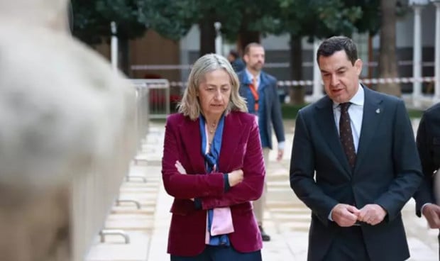 Rocío Hernández y Juanma Moreno