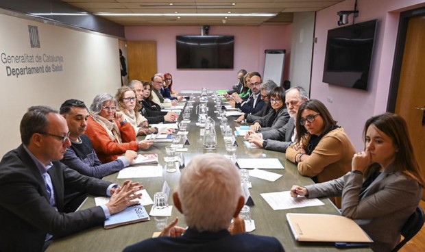 Los médicos catalanes logran un acuerdo con Salut para mejorar el precio de la hora de guardia MIR. 