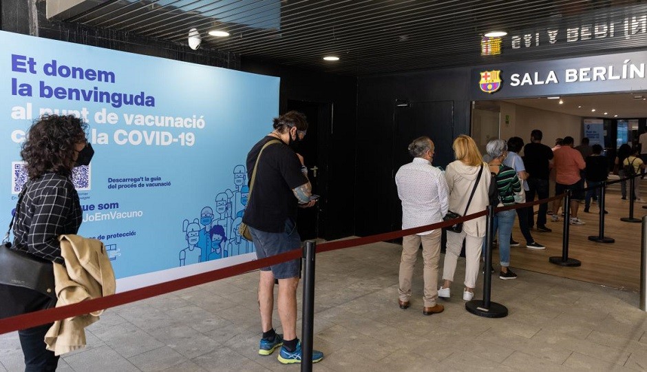Salut 'fichó' al Barça para potenciar la vacunación covid