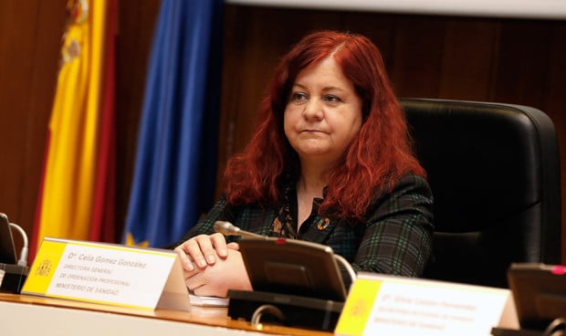 Celia Gómez, directora de Ordenación Profesional, avanza en la tramitación del nuevo MIR de Radiofísica Hospitalaria.