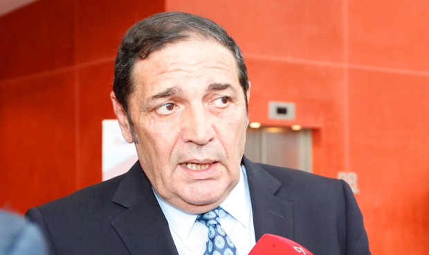 Sanidad analiza realizar "alguna mejora" en el transporte de ambulancias