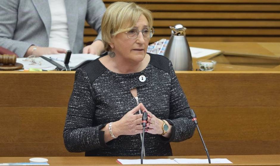 Sanidad anuncia un decreto para ocupar plazas de difícil cobertura