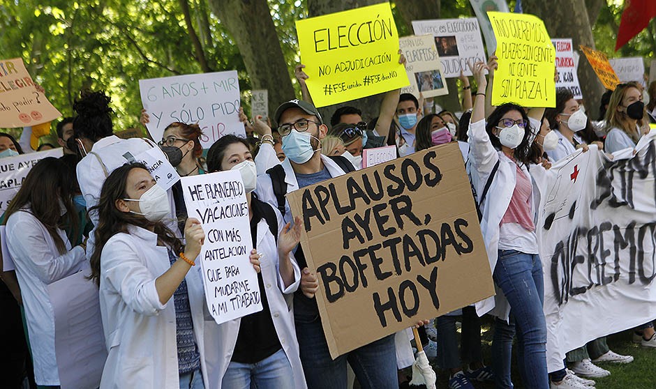 Sanidad aplaza la reunión con los MIR a una hora antes de la manifestación