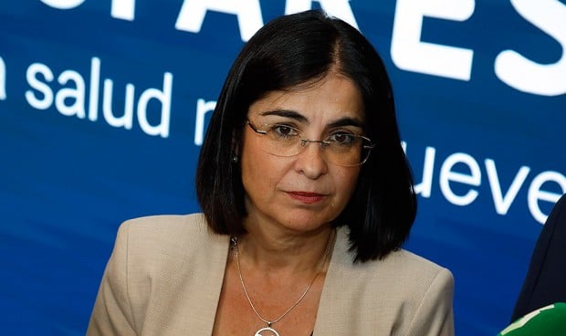 Carolina Darias, ministra de Sanidad, confirma que habrá una evaluación económica para fijar el precio de los fármacos antes