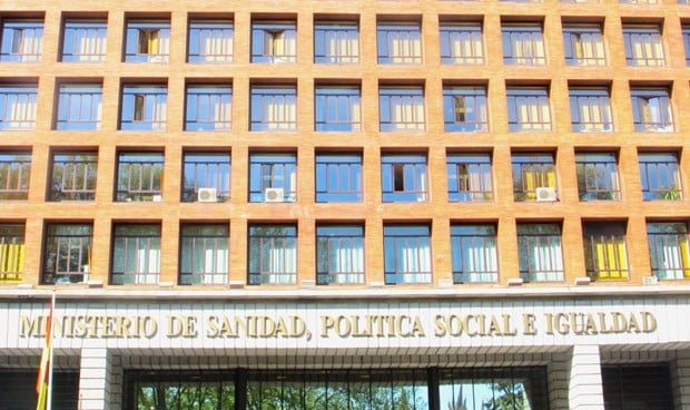 Sanidad cita a CCAA e industria para abordar los desabastecimientos