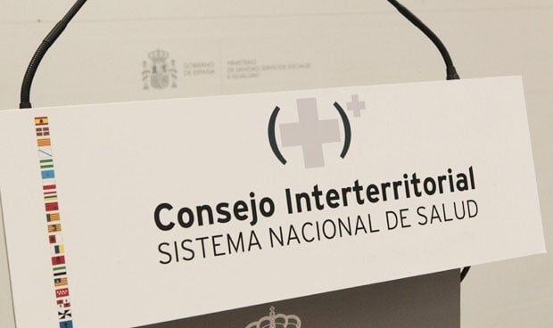 Sanidad convoca a las CCAA a un Interterritorial para el 10 de abril