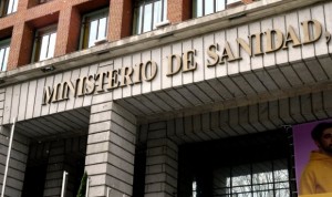 El Ministerio de Sanidad propone una consulta pública para eliminar el intrusismo en cirugía estética y plástica