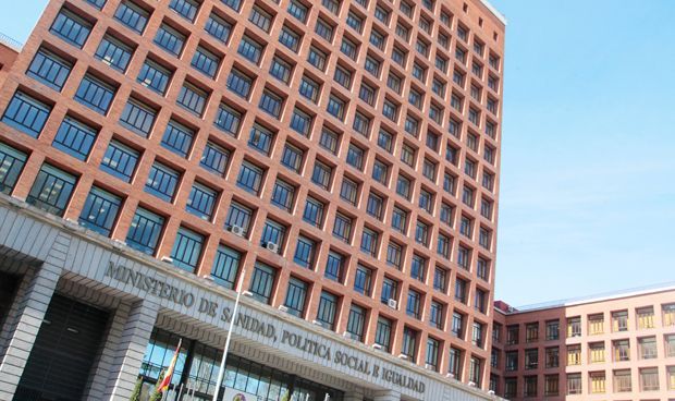 Sanidad da prioridad a crear 2 áreas médicas de capacitación específica