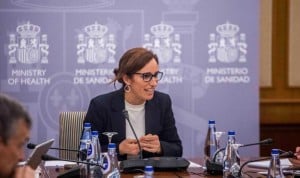 Mónica García anuncia que Sanidad dará soporte jurídico a las CCAA que introduzcan la mascarilla en sus sistemas sanitarios