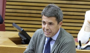 El presidente de la Comunidad Valenciana, Carlos Mazón, aborda las deudas en sanidad. 