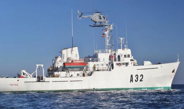 Un buque mercante simula la llegada de pasajeros con ébola en España