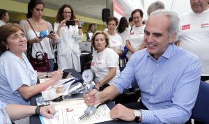 Sanidad implanta la asistencia geriátrica en todos los hospitales de Madrid