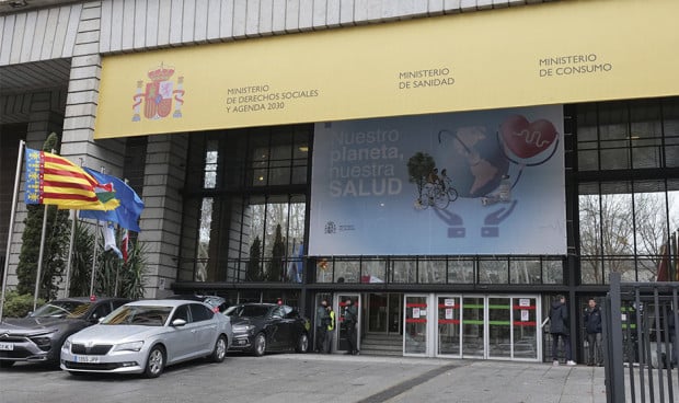 Sanidad incluye más de 3.700 medicamentos en las deducciones de enero