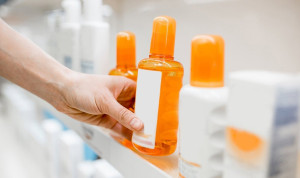 La alerta de la Aemps afecta a 10 tipos de crema solar.