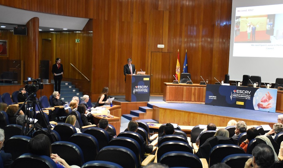 Sanidad presenta la estrategia de Salud Cardiovascular a CCAA y pacientes