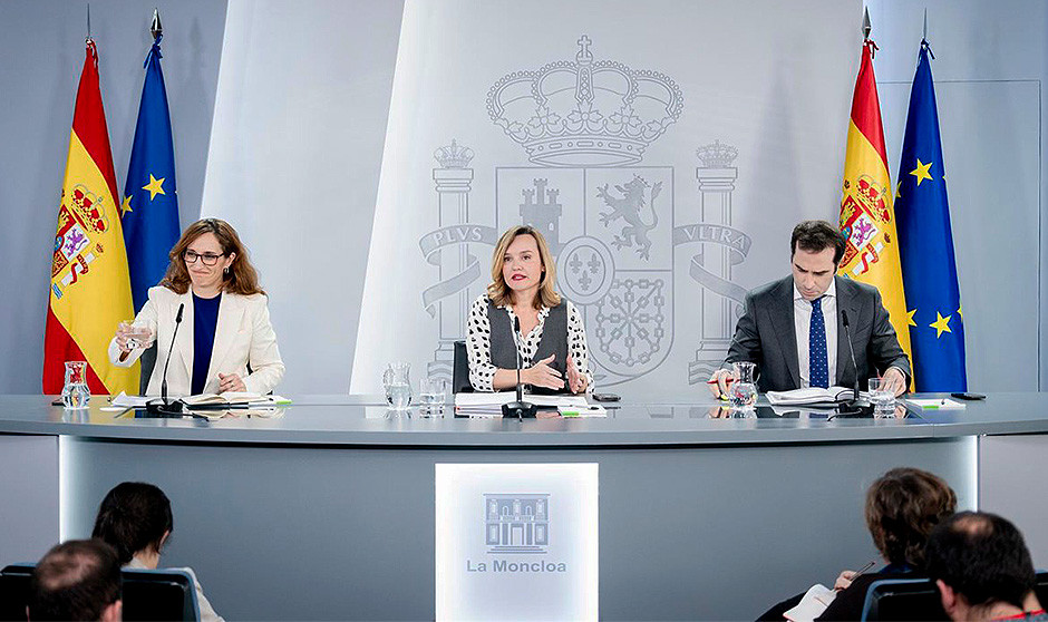 La ministra de Sanidad, Mónica García, que reclama información sobre el caso del hospital de Torrejón