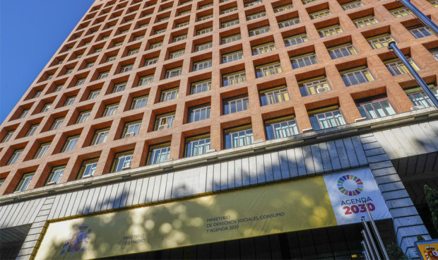 Fachada del Ministerio de Sanidad, organismo detrás del gran concurso público de Neonatología. 