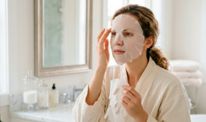 Sanidad retira de urgencia una mascarilla facial vendida en supermercados