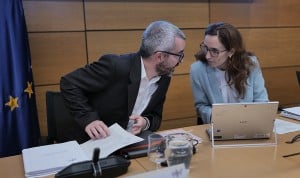  Javier Padilla, secretario de Estado de Sanidad; y la ministra Mónica García suprimen la duplicidad de normas que acreditan formación continuada.