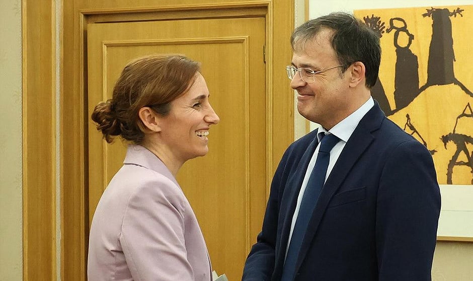 Sanidad ve positivo "valorar" las lenguas cooficiales en la formación MIR