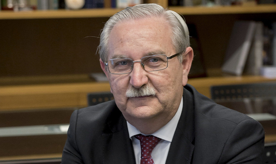 La Junta de Andalucía actualiza la composición de la Comisión de Garantía y Evaluación para la prestación de ayuda para morir de la comunidad autónoma