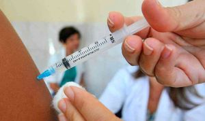Satse aconseja a Enfermería no vacunar en colegios sin médico prescriptor