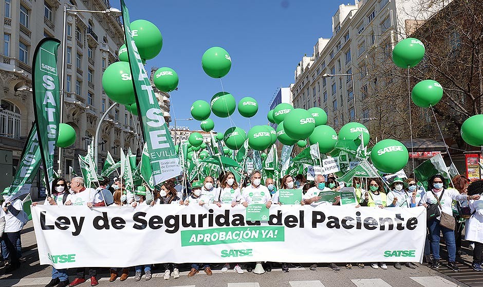 Satse se cita con el PSOE por la Ley del Paciente entre tambores de huelga