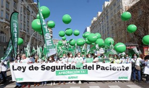 Satse se cita con el PSOE por la Ley del Paciente entre tambores de huelga