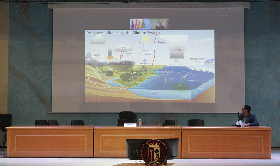 Julia Slingo y Laurentiu Marin reconocen que hay medidas actuales que pueden ser perjudiciales a largo plazo