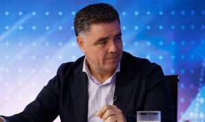 Seis empresas para renovar la tecnología computarizada de las comunidades